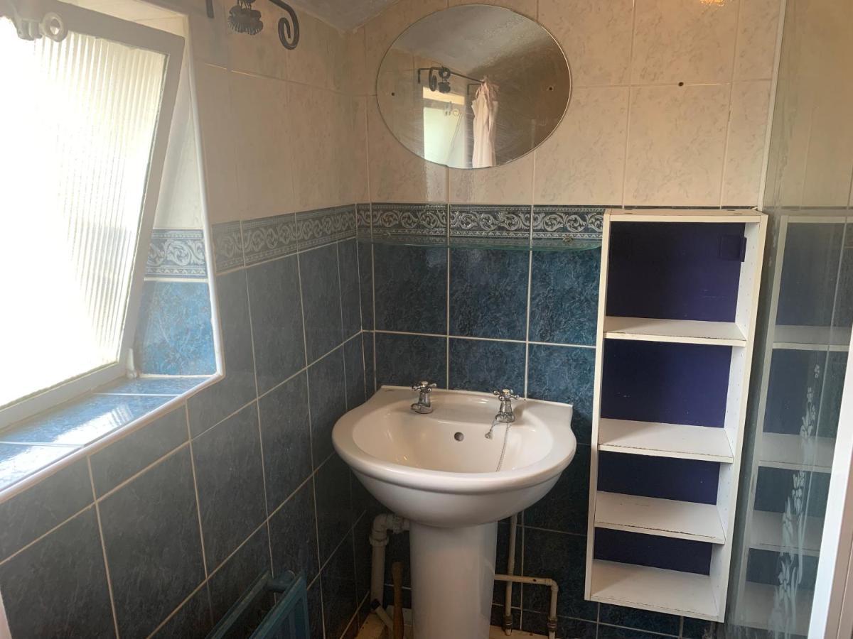 Highland Road House * Bath